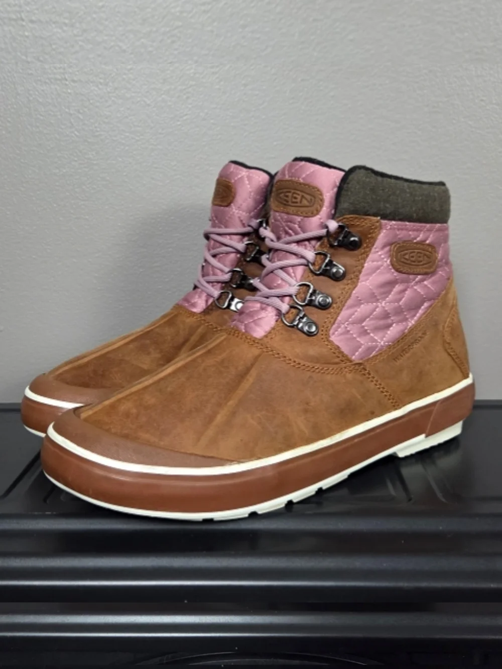 KEEN Elsa Leather Duck Boots Blush Pink Brown Waterproof Ankle Quilted Women's 9